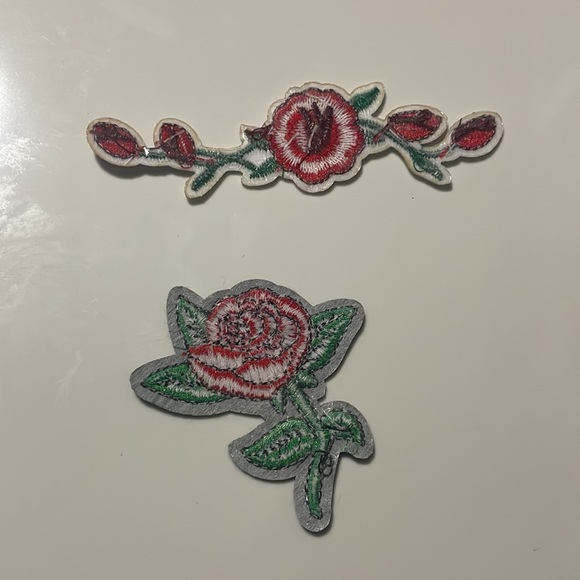 Rose iron on patches - Picture 2 of 3